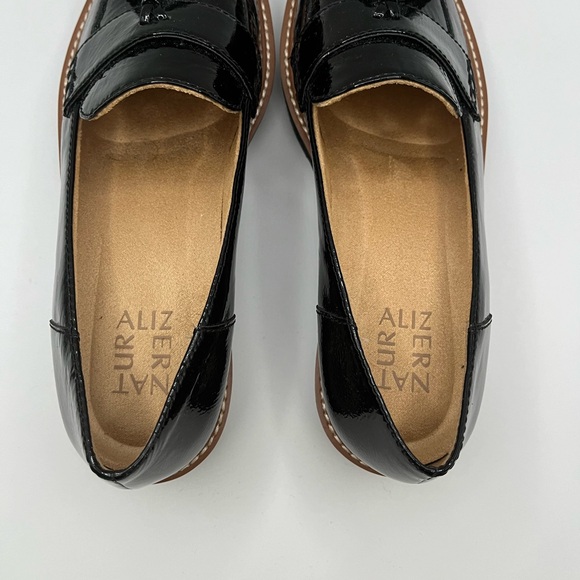 Naturalizer Women August Loafer - Picture 2 of 5